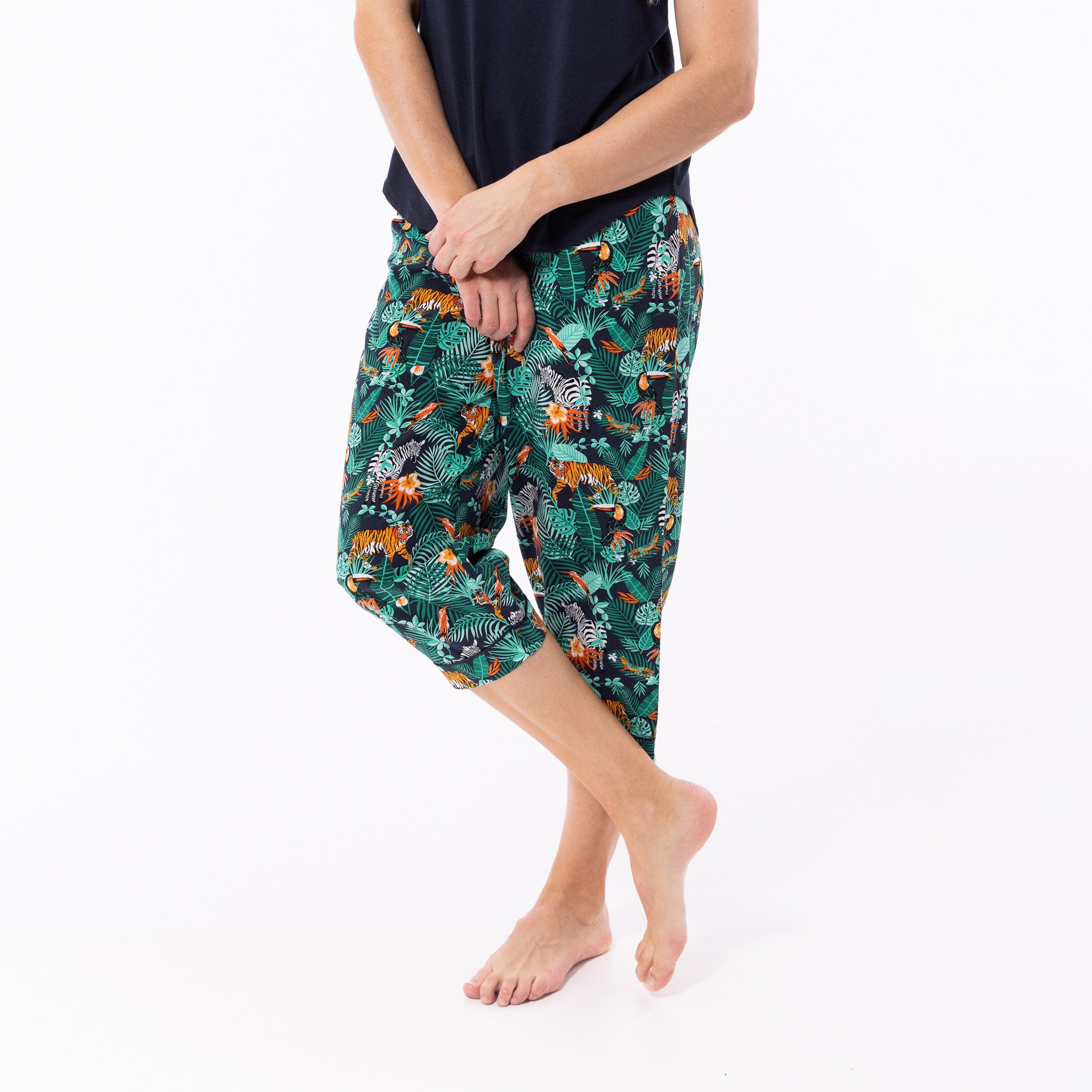 Women's Dark Jungle Woven Pant and Knit Tee Pyjama Set - Navy - Image 7